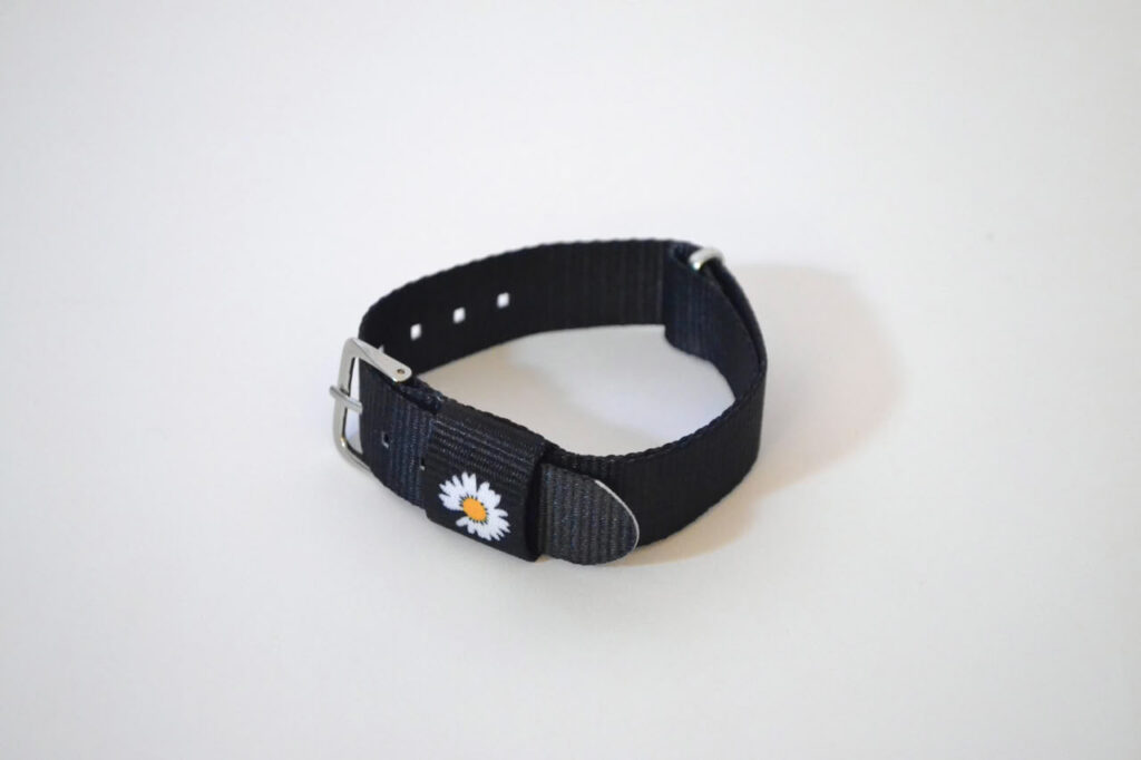 Black Bracelet With Flowers